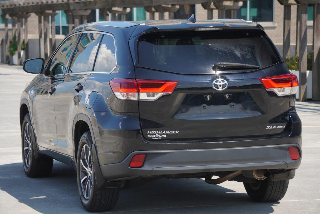 used 2017 Toyota Highlander car, priced at $21,995