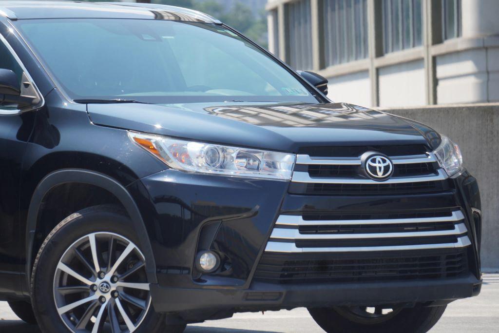 used 2017 Toyota Highlander car, priced at $21,995