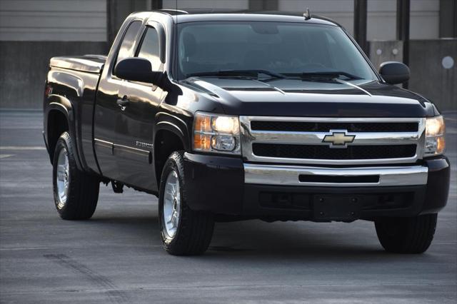 used 2009 Chevrolet Silverado 1500 car, priced at $11,295