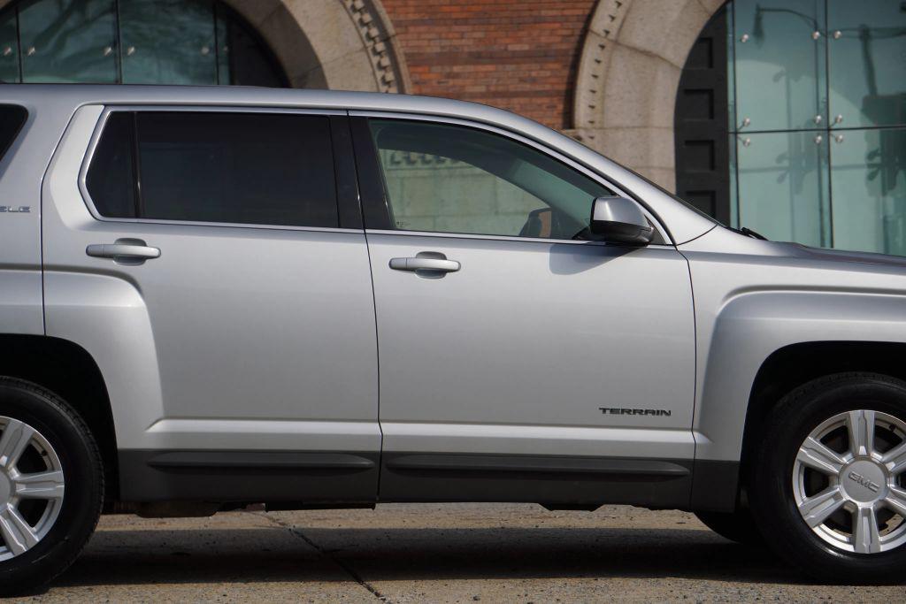 used 2015 GMC Terrain car, priced at $6,595