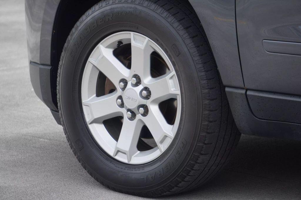used 2014 GMC Acadia car, priced at $6,995