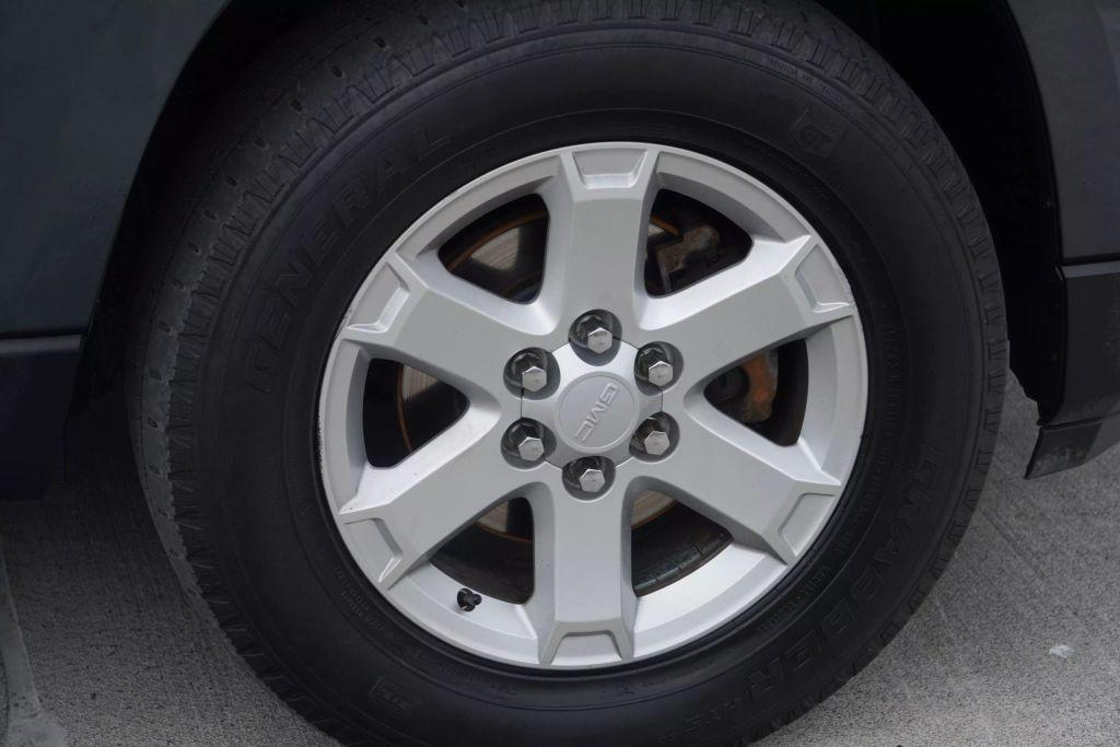 used 2014 GMC Acadia car, priced at $6,995