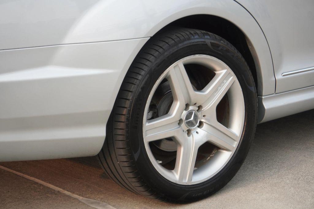 used 2007 Mercedes-Benz S-Class car, priced at $8,995