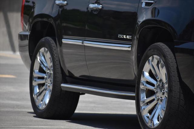 used 2012 Cadillac Escalade car, priced at $12,895