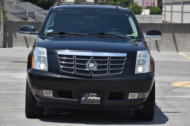 used 2012 Cadillac Escalade car, priced at $12,895