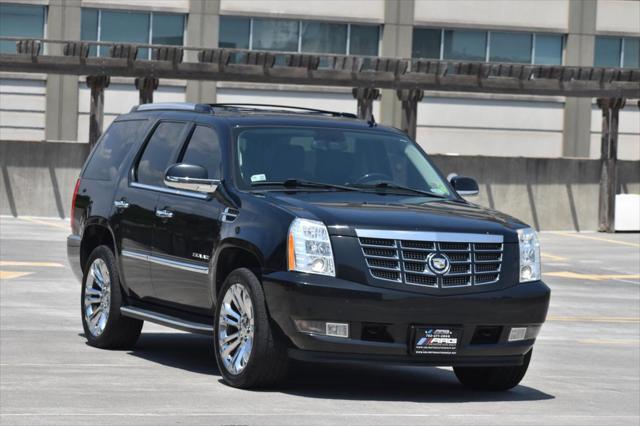 used 2012 Cadillac Escalade car, priced at $12,895