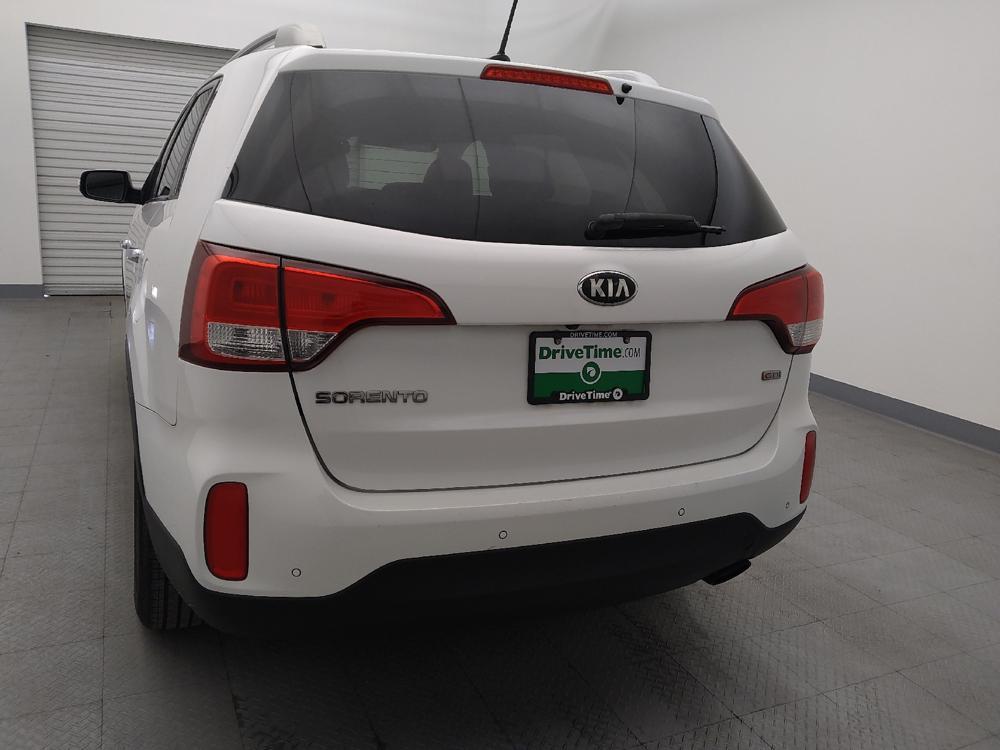 used 2015 Kia Sorento car, priced at $13,895