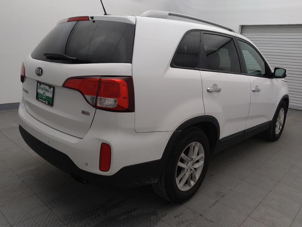 used 2015 Kia Sorento car, priced at $13,895