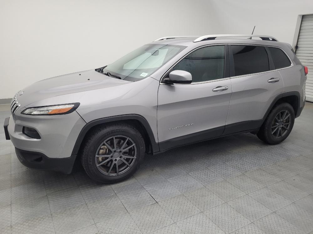 used 2018 Jeep Cherokee car, priced at $15,395