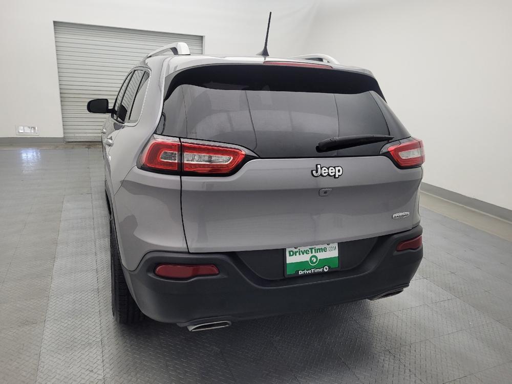 used 2018 Jeep Cherokee car, priced at $15,395