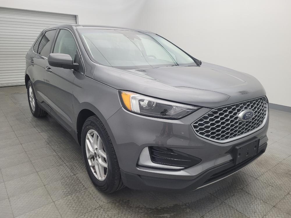 used 2024 Ford Edge car, priced at $26,195