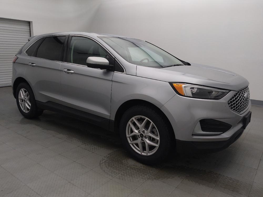 used 2024 Ford Edge car, priced at $29,895