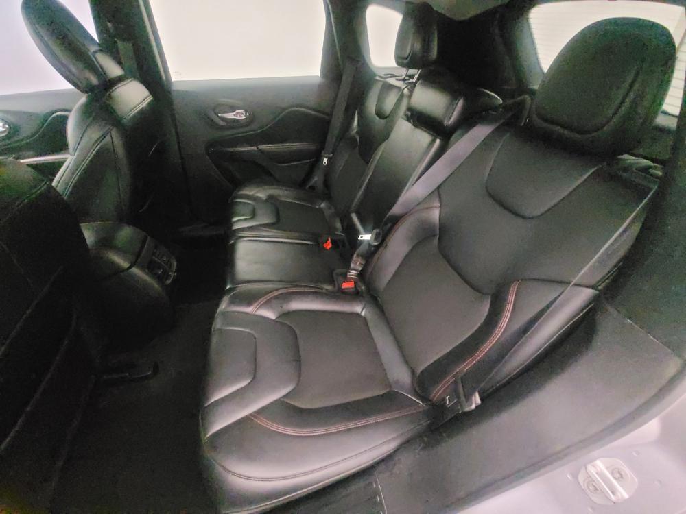 used 2020 Jeep Cherokee car, priced at $18,795