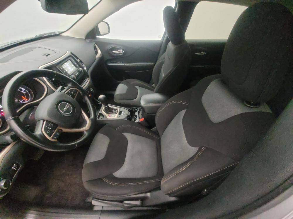 used 2016 Jeep Cherokee car, priced at $14,295