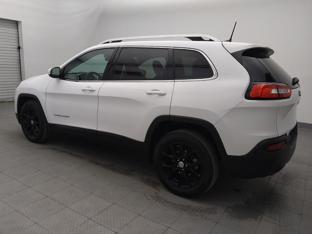 used 2018 Jeep Cherokee car, priced at $15,595