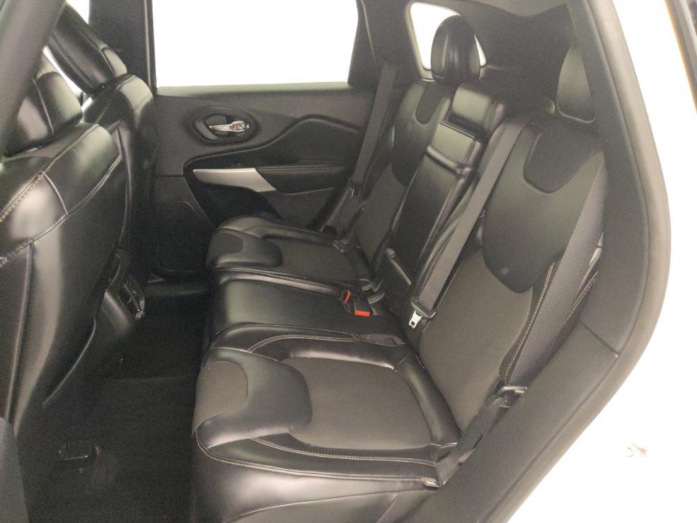 used 2018 Jeep Cherokee car, priced at $15,595