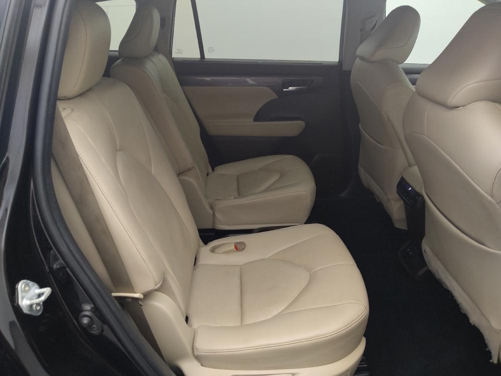 used 2021 Toyota Highlander car, priced at $30,295