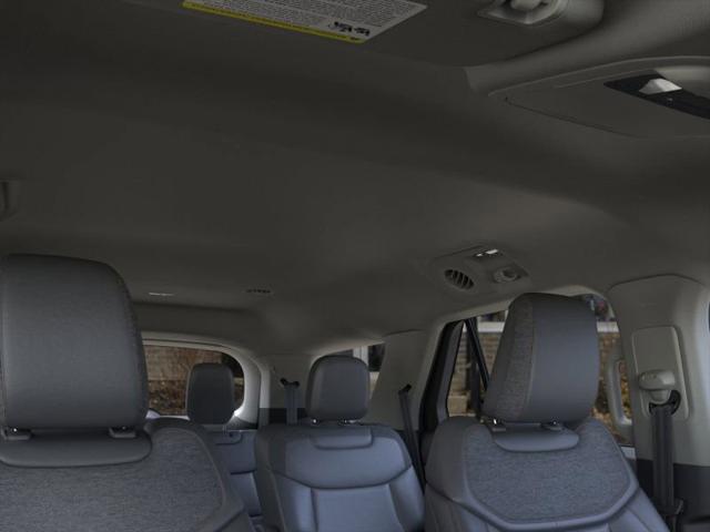 new 2025 Ford Explorer car, priced at $48,185