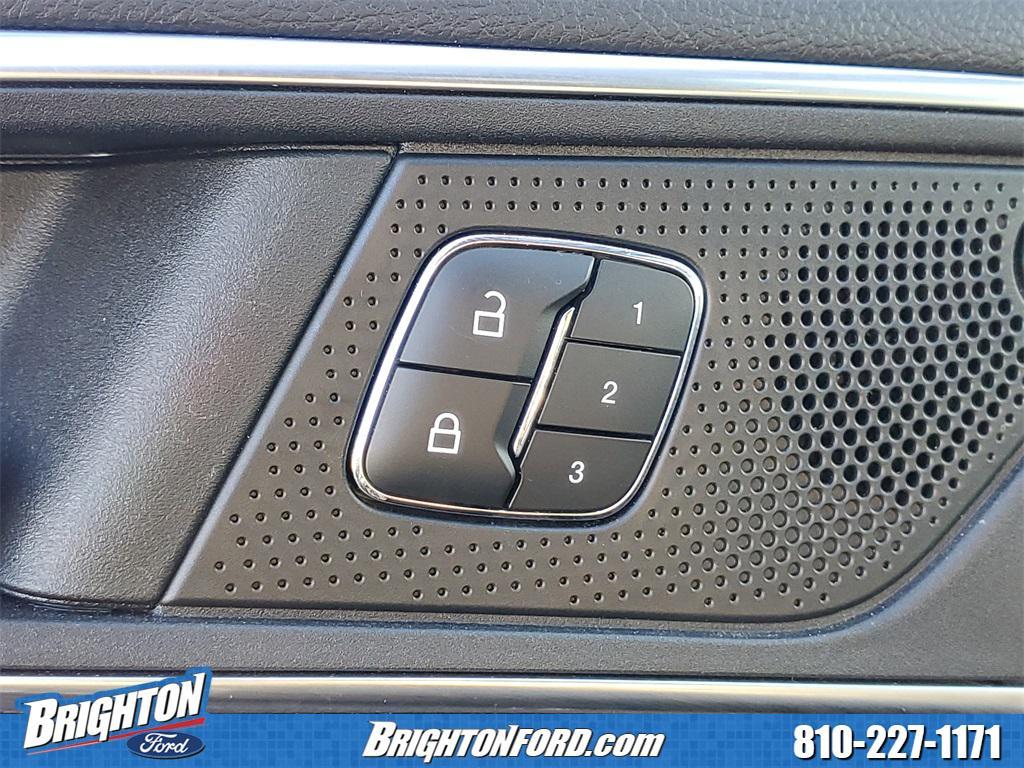 used 2022 Ford Edge car, priced at $26,700