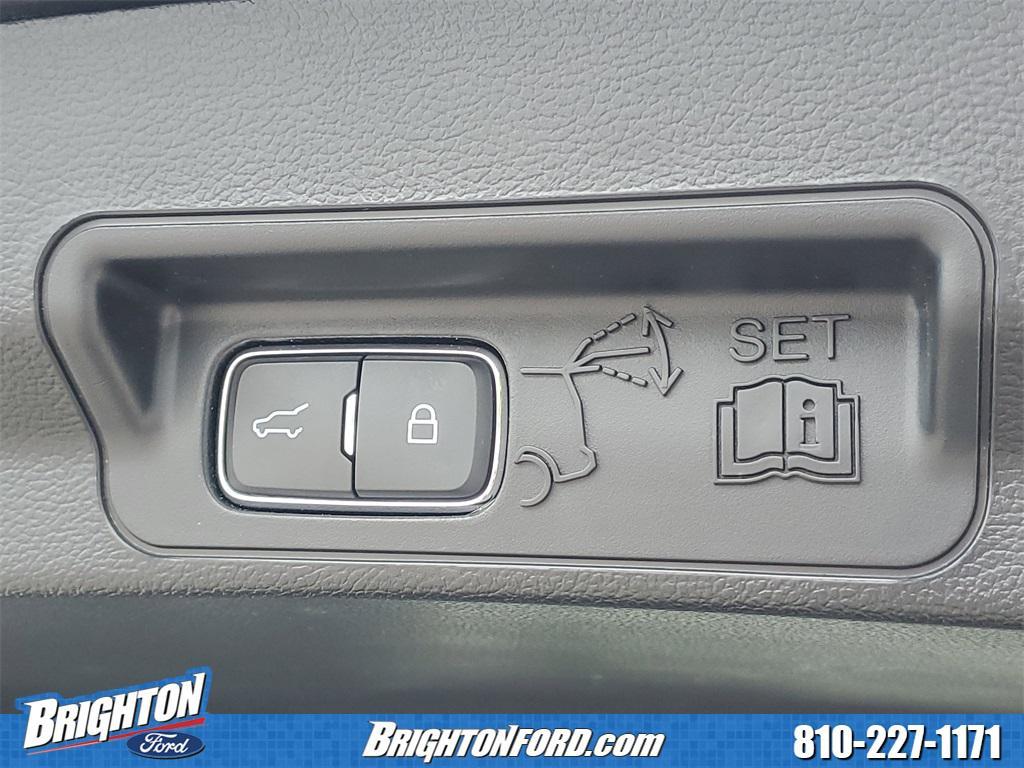 used 2023 Ford Explorer car, priced at $31,000