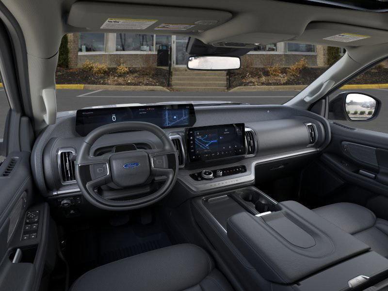 new 2025 Ford Expedition Max car, priced at $85,015