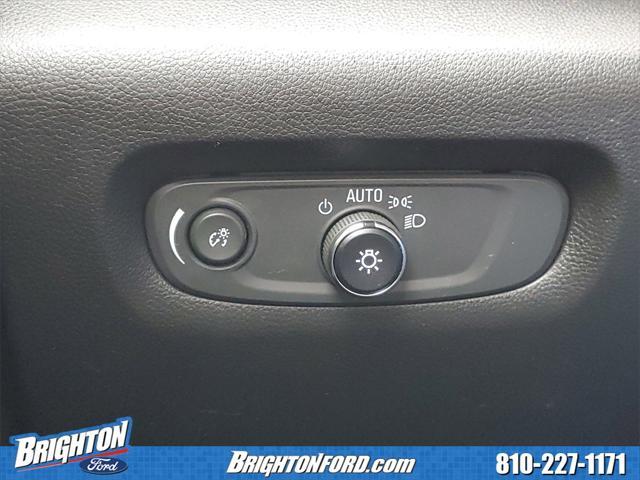 used 2023 Chevrolet Traverse car, priced at $28,800