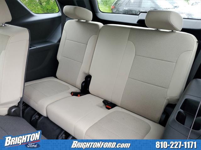used 2023 Chevrolet Traverse car, priced at $28,800