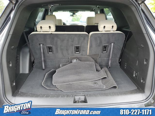 used 2023 Chevrolet Traverse car, priced at $28,800