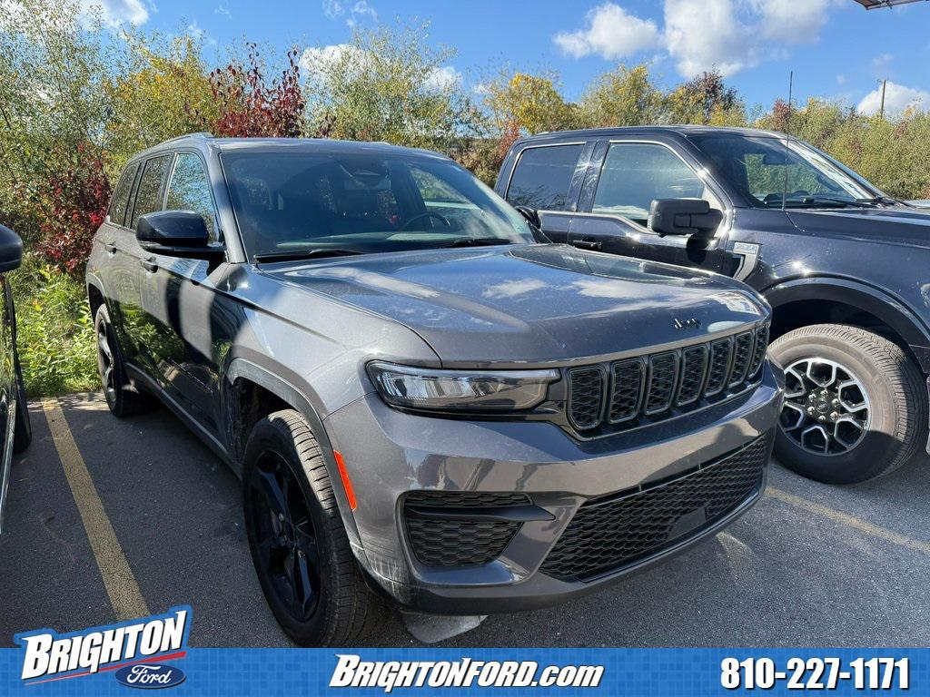 used 2024 Jeep Grand Cherokee car, priced at $33,000