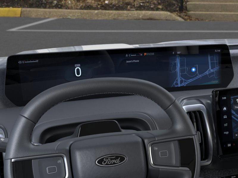 new 2025 Ford Expedition car, priced at $85,035