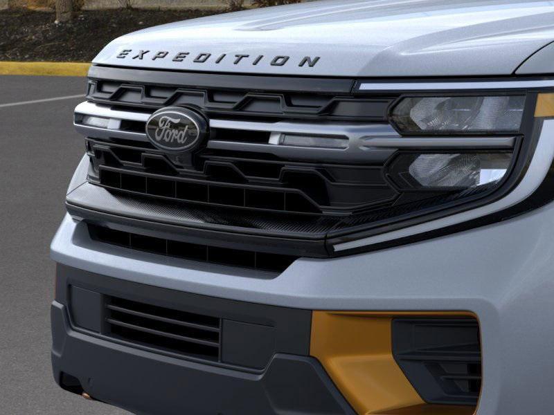 new 2025 Ford Expedition car, priced at $85,035