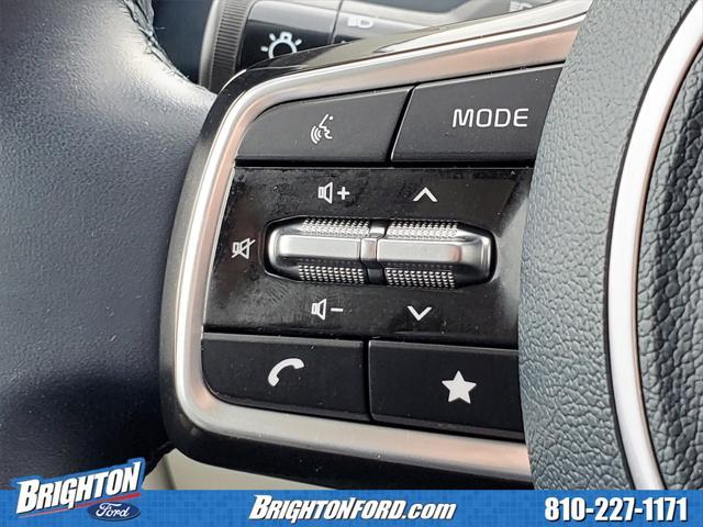 used 2025 Kia Carnival car, priced at $38,500
