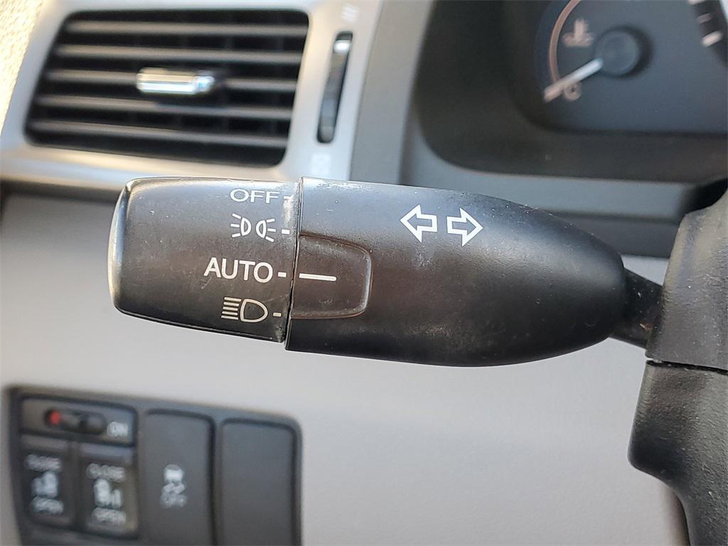 used 2013 Honda Odyssey car, priced at $5,000