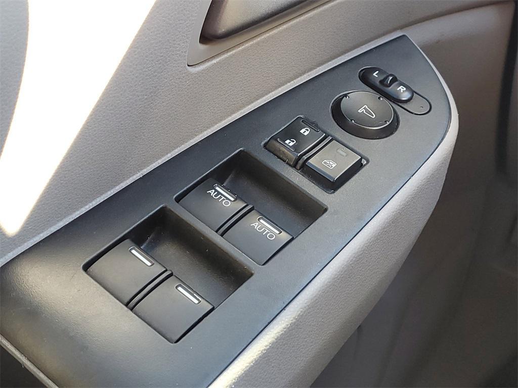 used 2013 Honda Odyssey car, priced at $5,000