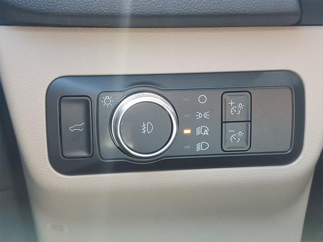used 2022 Ford Escape car, priced at $25,900