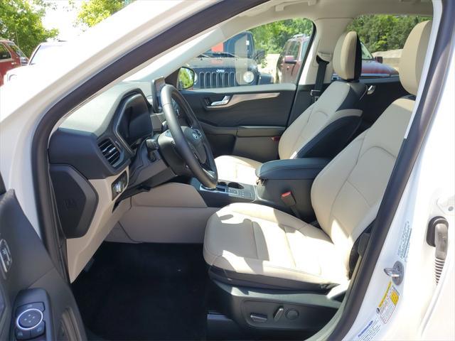 used 2022 Ford Escape car, priced at $25,900