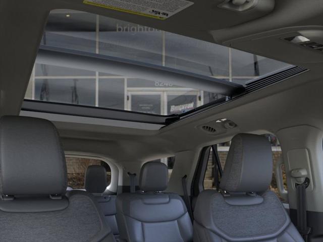 new 2025 Ford Explorer car, priced at $51,550