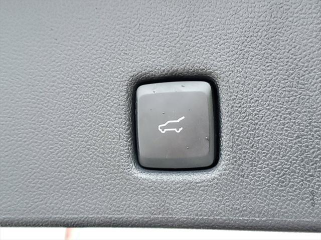 used 2022 Ford Escape car, priced at $21,700