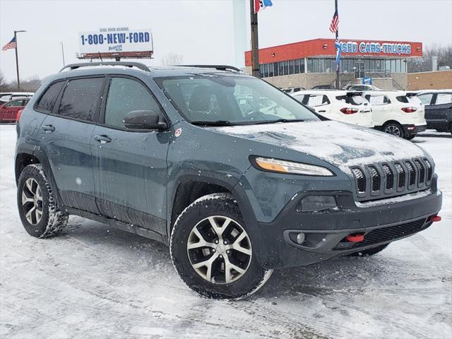 used 2015 Jeep Cherokee car, priced at $6,400