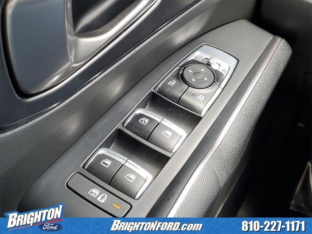 used 2023 Kia Sorento car, priced at $27,100
