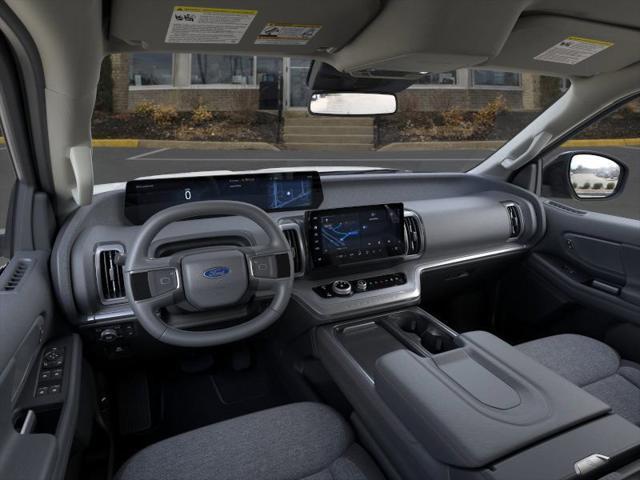 new 2025 Ford Expedition car, priced at $66,695