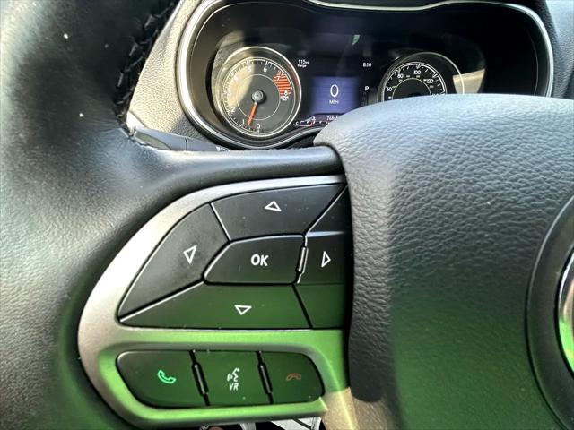 used 2020 Jeep Cherokee car, priced at $20,975