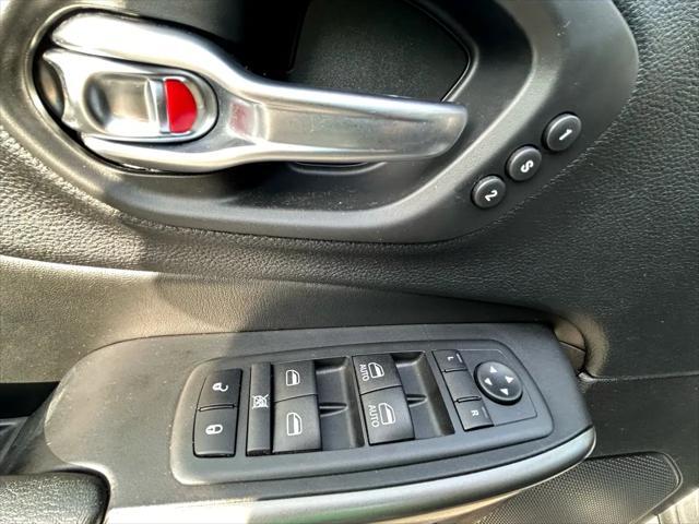 used 2020 Jeep Cherokee car, priced at $20,975