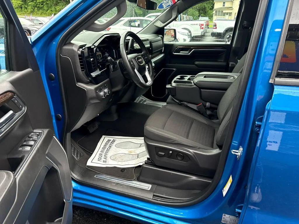 used 2024 GMC Sierra 1500 car, priced at $46,975