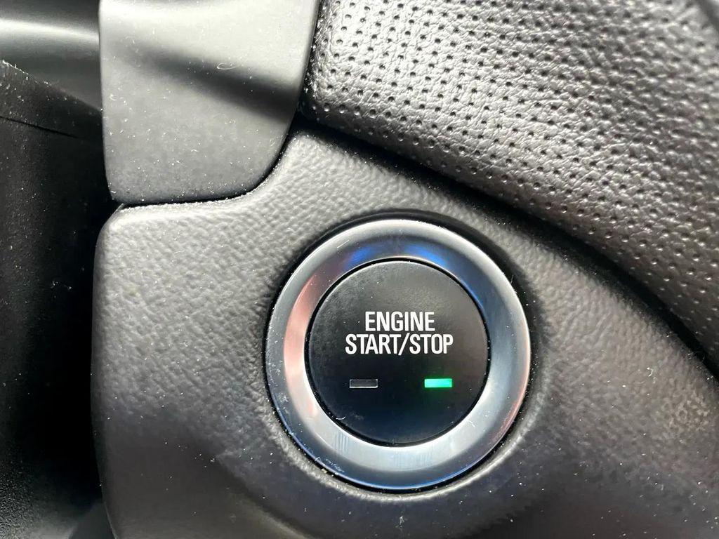 used 2022 Chevrolet Equinox car, priced at $28,975