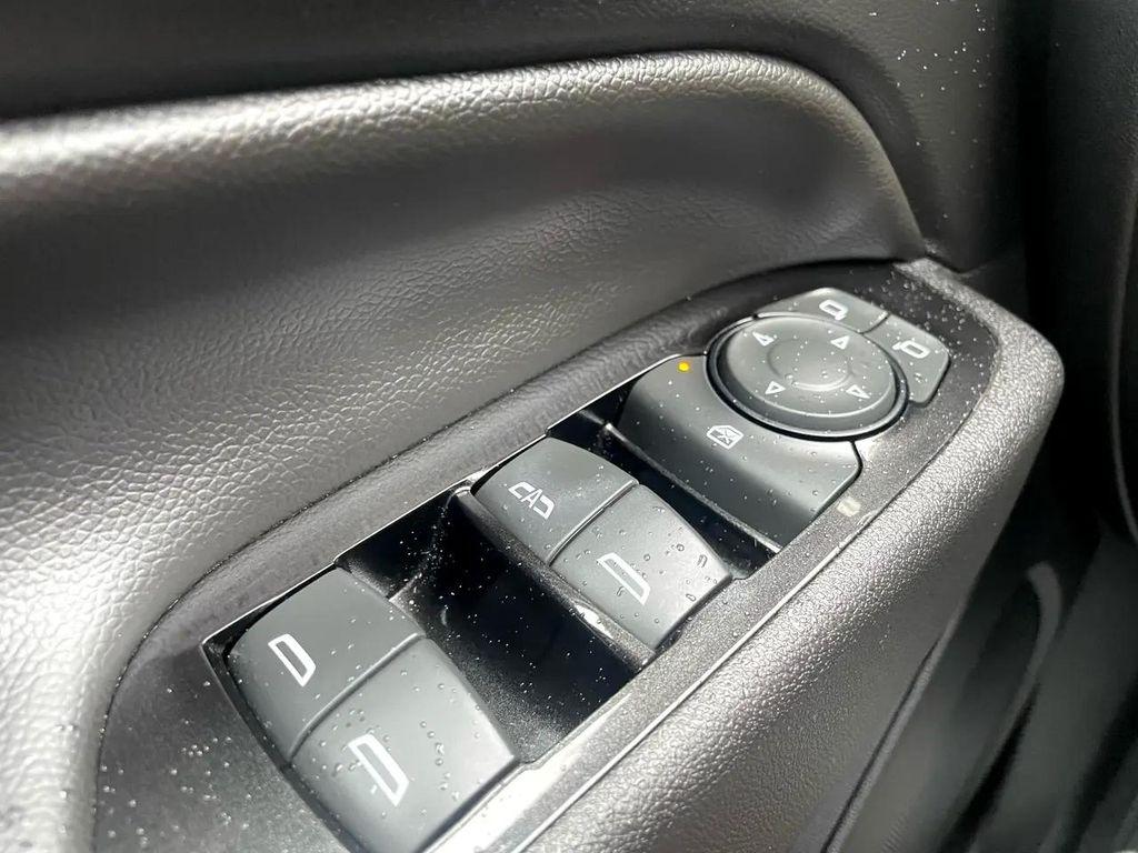 used 2022 Chevrolet Equinox car, priced at $28,975