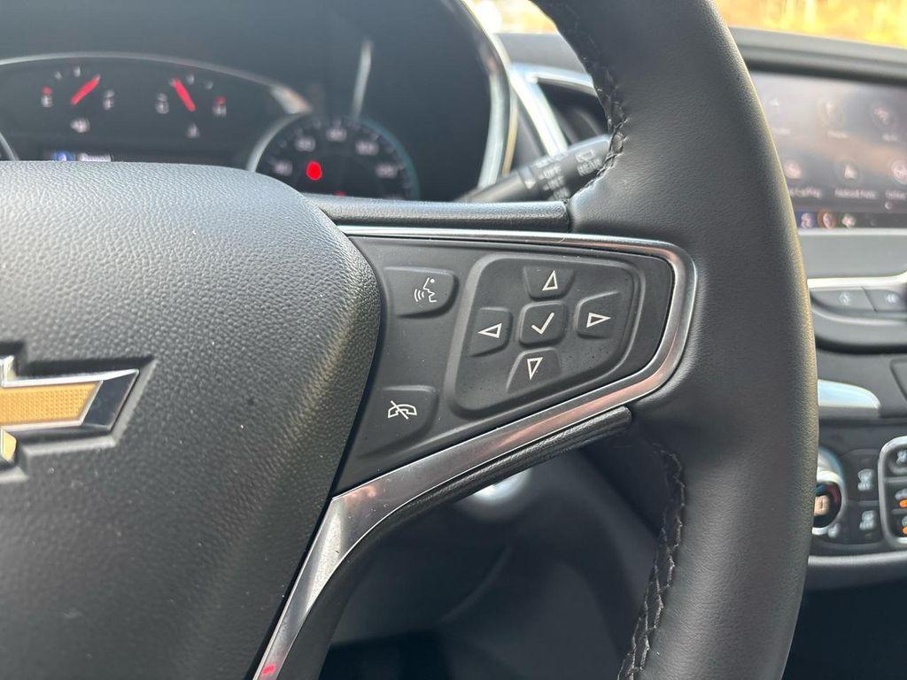 used 2024 Chevrolet Equinox car, priced at $25,975