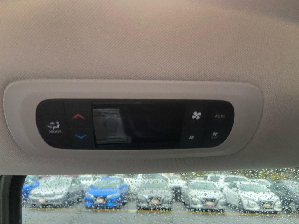 used 2024 Chrysler Pacifica car, priced at $31,975