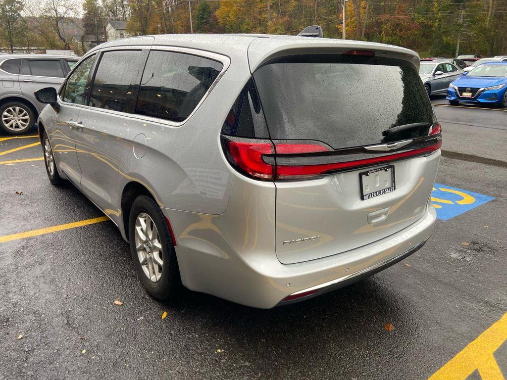 used 2024 Chrysler Pacifica car, priced at $31,975