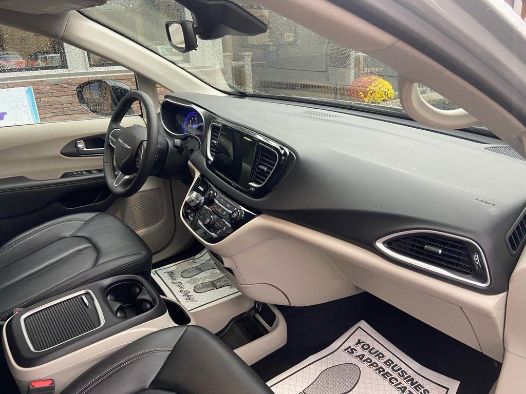 used 2024 Chrysler Pacifica car, priced at $31,975